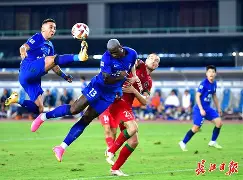 乐鱼APP-上海上港与武汉三镇比赛回放